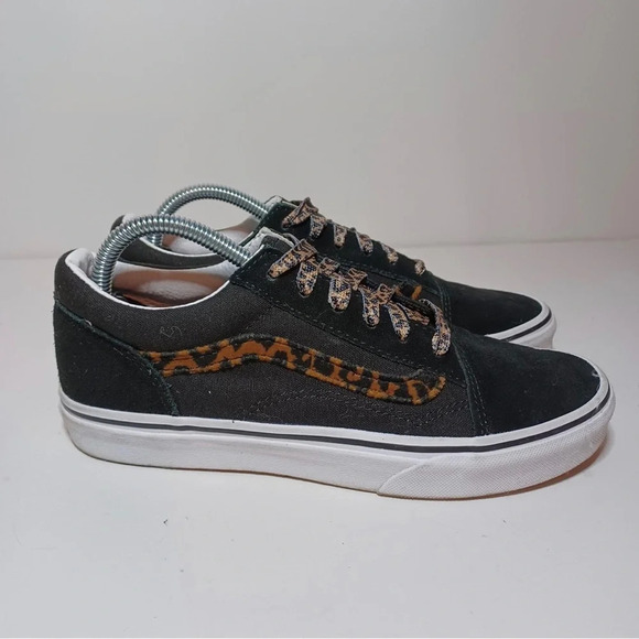 VANS OFF THE WALL OLD SKOOL GIRLS KIDS BLACK CHETAH SUEDE SKATER SHOES SIZE 5 - Picture 2 of 9